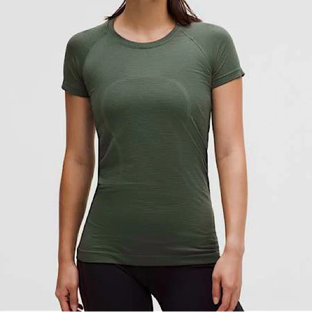 Lululemon Army Dark Green Swiftly Tech Short Sleeve Top - Picture 1 of 6